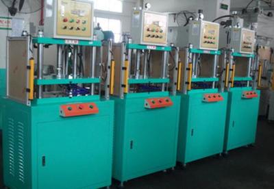 深圳四柱油壓機 油壓機生產(chǎn)廠家 油壓機品質(zhì)第一 銷售第一圖片_高清圖_細節(jié)圖-深圳市鑫臺銘機械設備 -